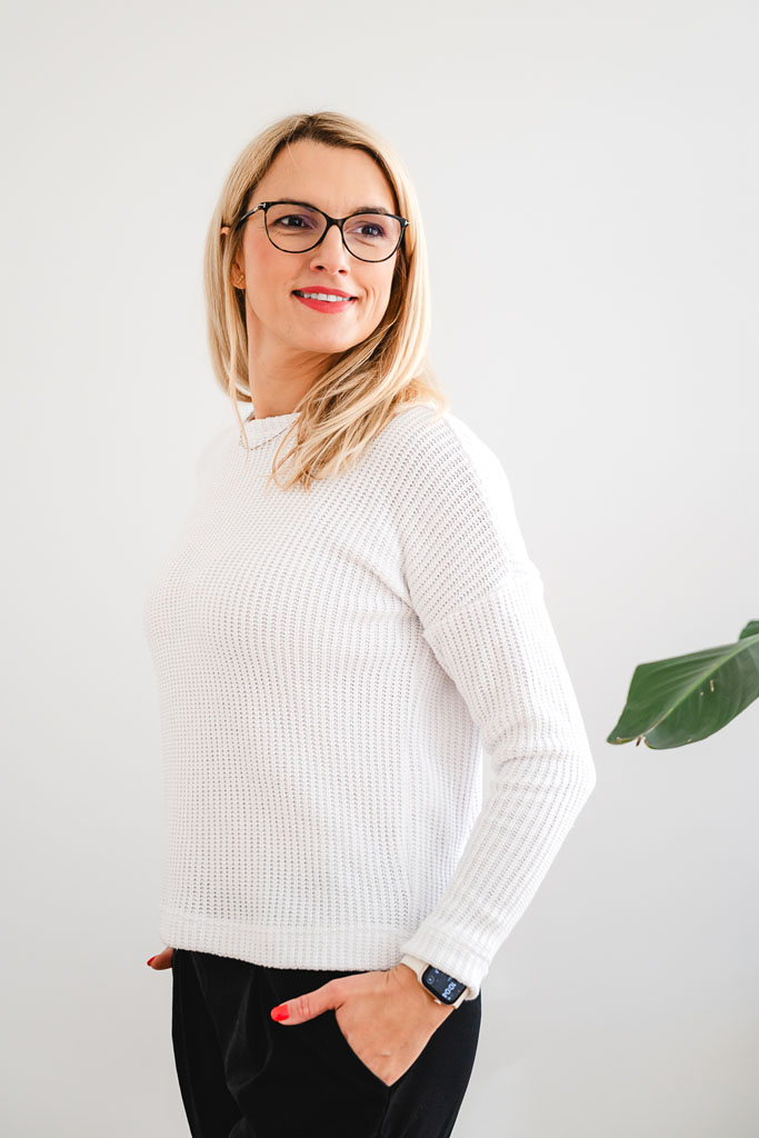 Dámský svetr ZARA bílý